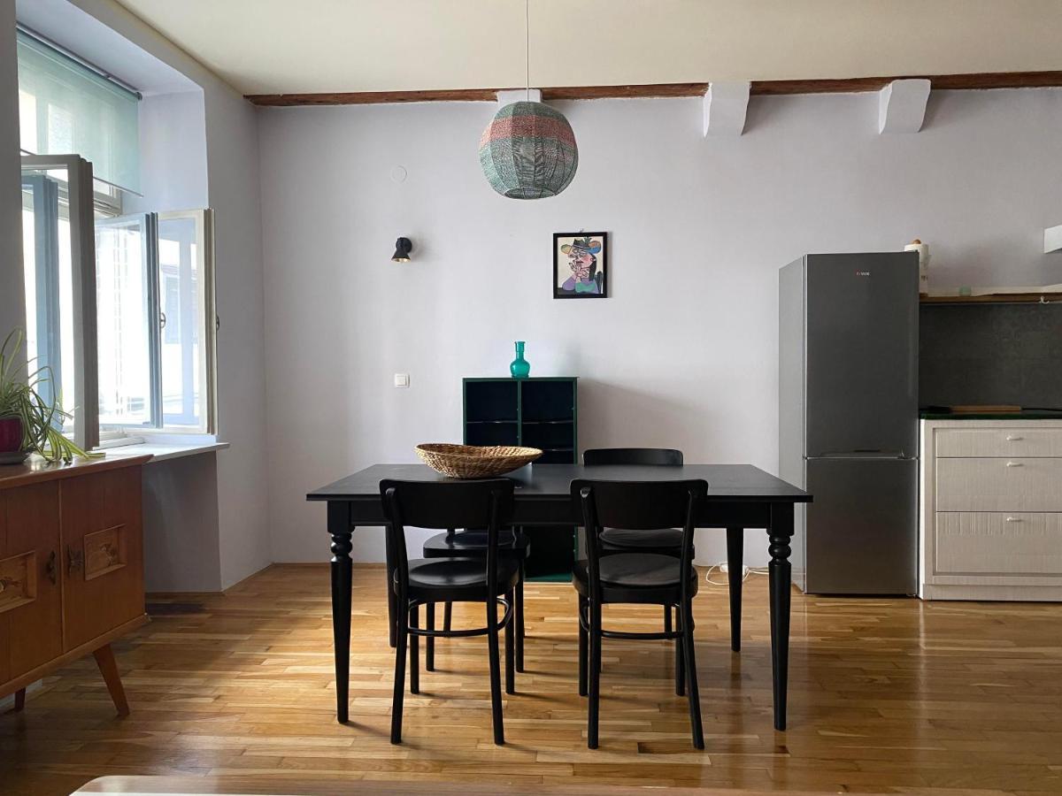 Vintage Charm Apartment Ljubljana Luaran gambar